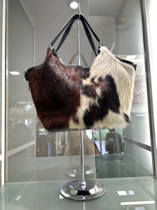 "Wild Chic – Borsa in Vera Pelle & Cavallino Multitone"